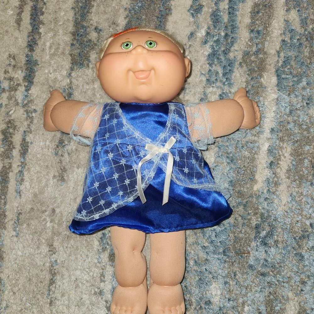 Cabbage Patch Doll Blonde Green Eyes  || GUC - Picture 4 of 12
